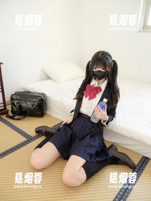 紧急企划-小枫 紧急企划 - 小枫的高清图包,女孩的姿态,时刻让人心中微妙地翻腾。