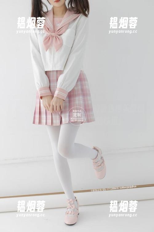 紧急企划-龙崎聆音 紧急企划 - 哇,龙崎聆音的粉色绝美原图,点开图册就是夏天的味道!