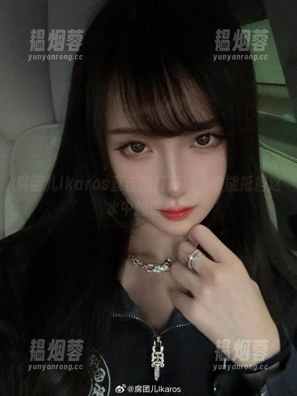 腐团儿Ikaros直击浴缸原图，谁能抵挡这水中的诱惑？