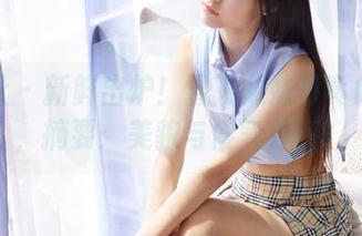 蜜桃社 – 新鲜出炉！雪飞妹妹写真集更新，摘要：美貌与傻气并存！