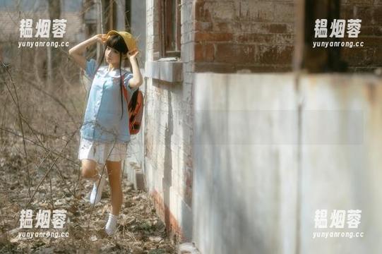 蠢沫沫的图包：小画家与她的神奇画笔