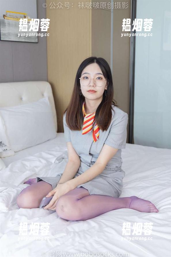 袜啵啵-小安 袜啵啵 - 小安献上的肉丝合集,脚尖微加固的轻快步伐