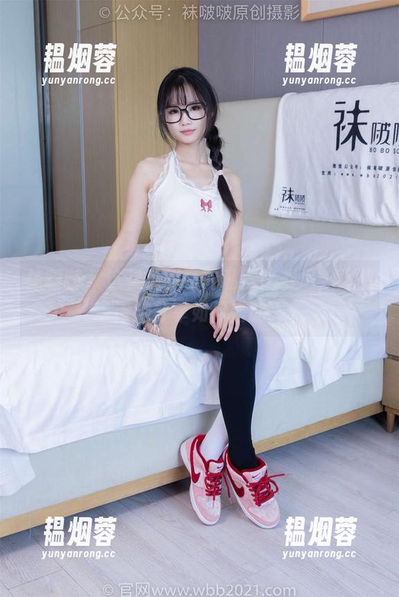 袜啵啵-小甜豆 袜啵啵 - 这是小甜豆的私房比基尼,真想请她分享如何搭配。