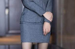 语画界 – 徐莉芝，美图中的女友，难道这就是传说中的“卷裤脚”？