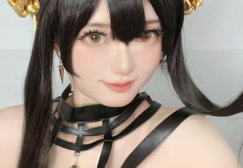 嘘，这私房里的水手服原图，趴趴捣蛋陌又在搞怪！