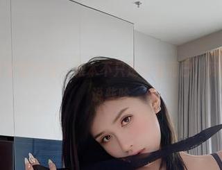 微密圈 – 水蜜桃沙漏？根本不只是好看而已，阿色的写真在说些啥