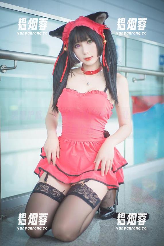 黑猫护航，雯粥粥的写真资源，让你也想成为那个猫奴！
