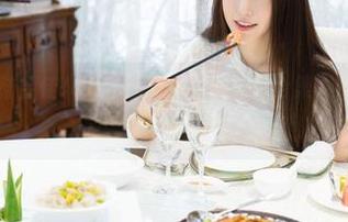 魅妍社 – 看陆金佳Jessica如何驾驭旗袍合集，难道只为红袖添香？