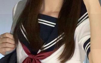 谁说瑜伽只能正经？看“魔物喵nigisa”如何玩转套图，免费奉上！