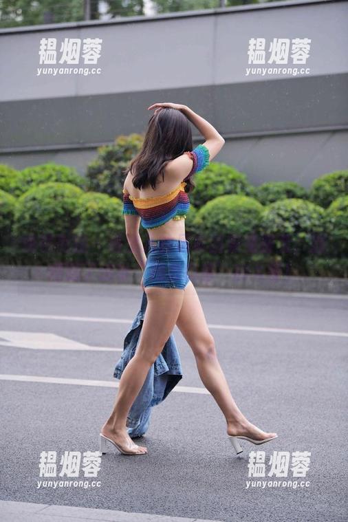 魔镜街拍-萌宝儿 魔镜街拍 - 萌宝儿的居家图集免费看,别糟蹋了这份“视力疲惫”的大餐!