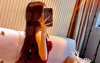 微密圈 – 看，黎允熙baby的写真第一部分，下载后一定要慢慢品味，不然真叫过分！